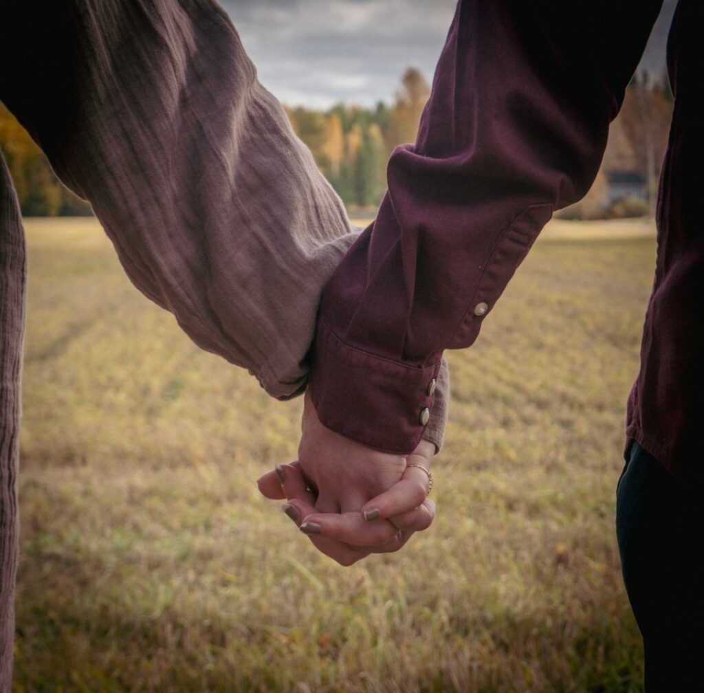 Steeds meer mensen zoeken liefdesadvies bij AI