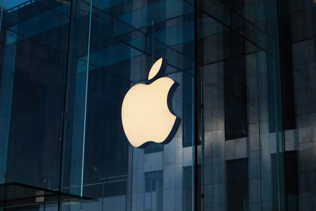 Apple onder vuur: AI-richtlijnen aangepast in Trump-tijdperk 2 Apple onder vuur: AI-richtlijnen aangepast in Trump-tijdperk